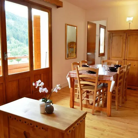 Le Grand-bornand, 2 Pièces, 6 Personnes - Fr-1-241-136